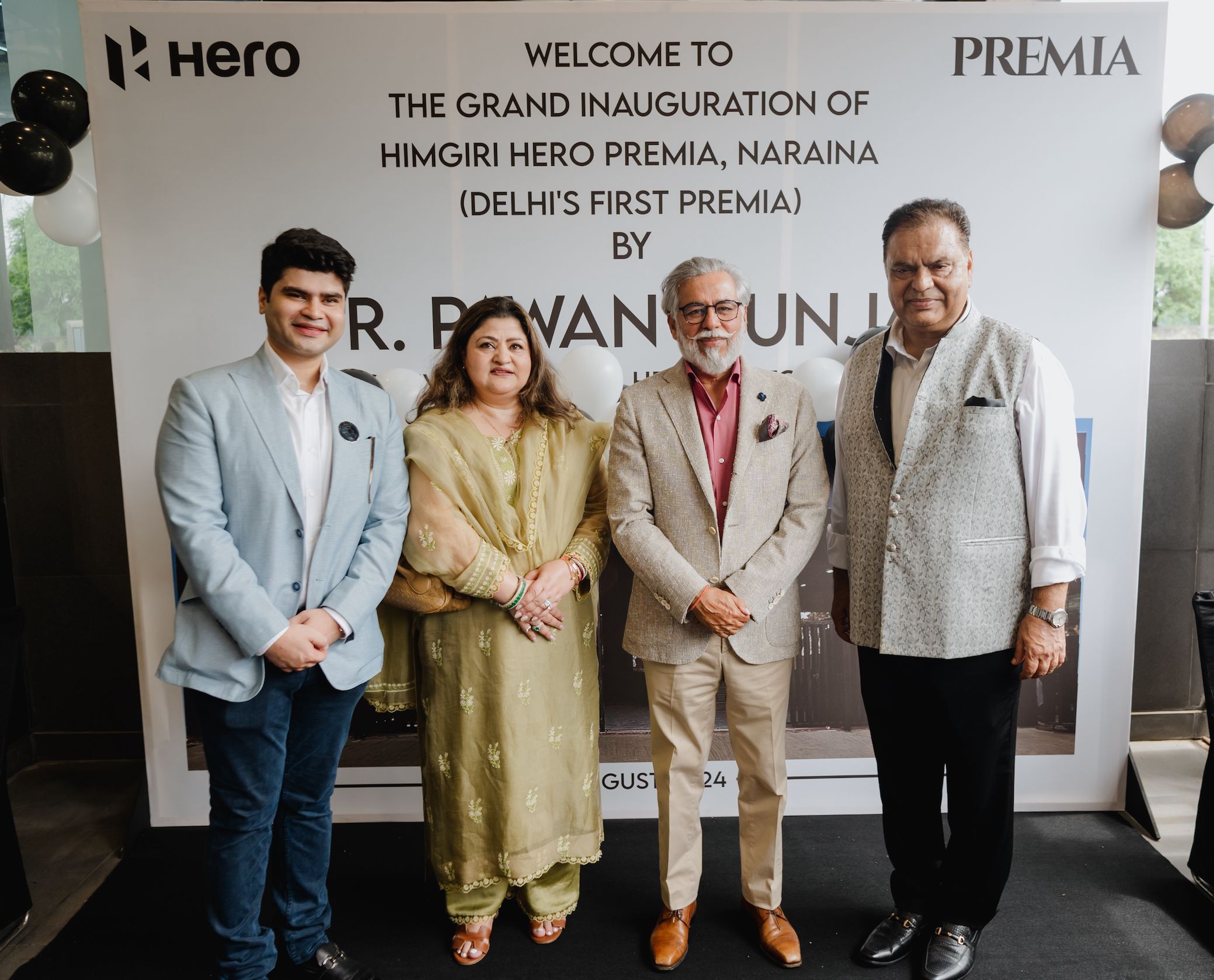 /files/Hero_Premia_Delhi_store_inauguration_by_Dr._Pawan_Munjal_(07.08.24)_4.jpg
